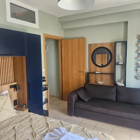 Julie Leptokarya (Pieria)