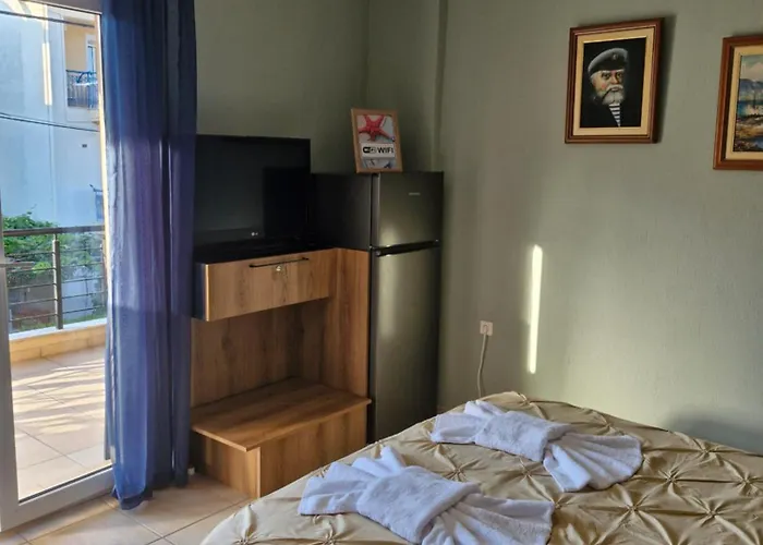 Julie * 乐托卡亚